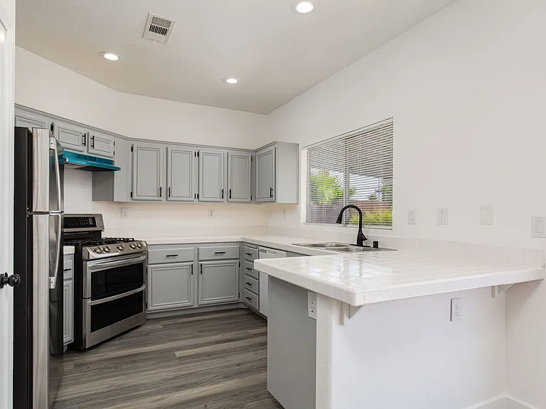 3790 Crest Horn Dr — Photo 11