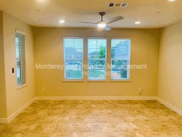 246 Boardwalk Ave — Photo 6