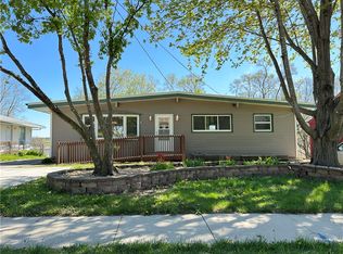 817 Winegardner Rd, Des Moines, IA 50317