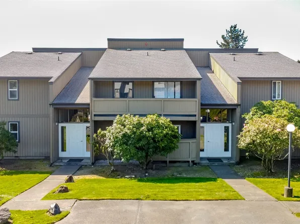 6112 N 15th Street #F202, Tacoma, WA 98406