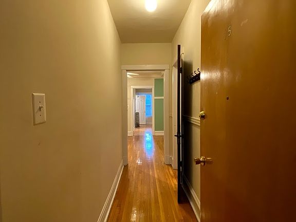 2nd image of 4620 N Racine Ave #15-2R