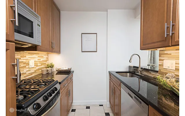 Sold by Douglas Elliman | media 12