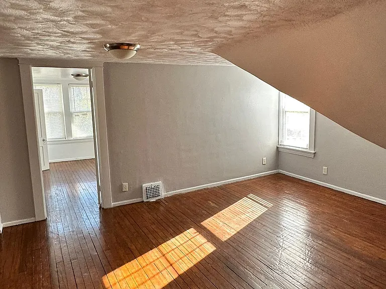 1684 Belmar Rd #3 — Photo 6