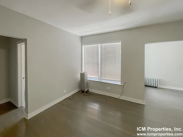 410 W Surf St #2, Chicago, IL 60657