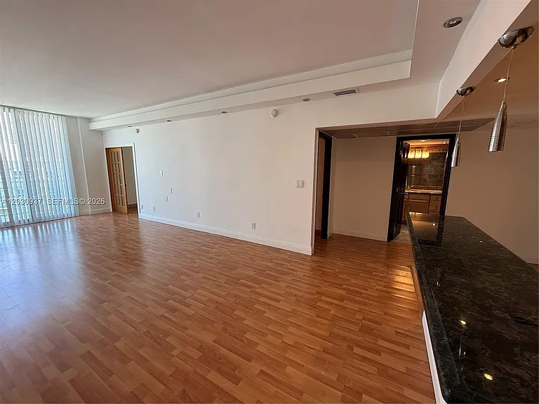 19380 Collins Ave #11 — Photo 9