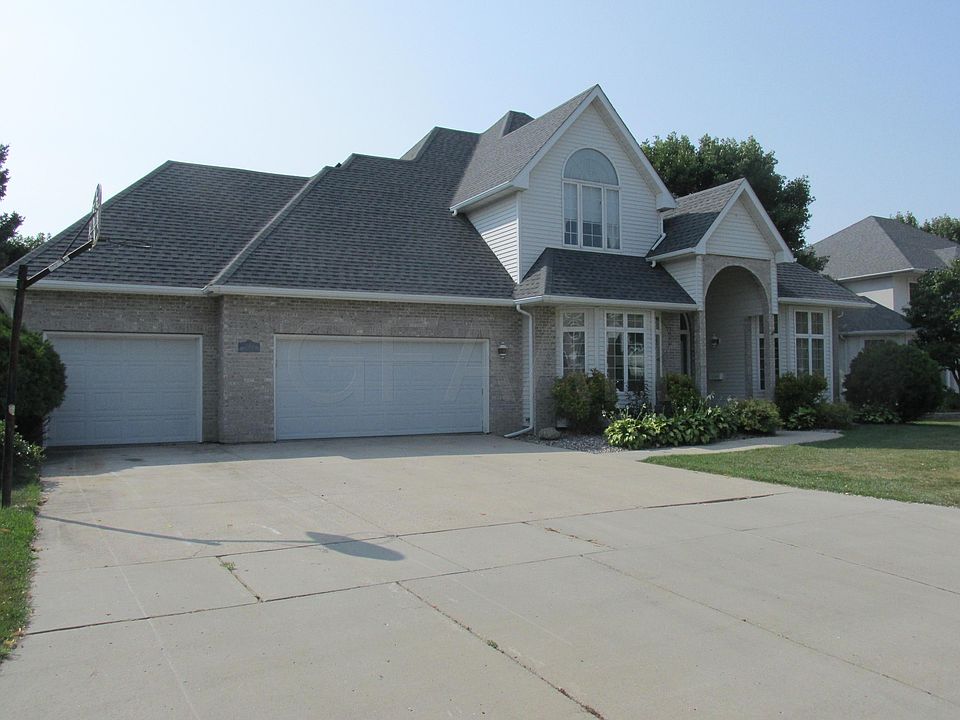1st image of 3681 Lynnwood Cir