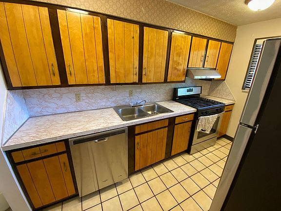 4th image of 111 W Hudson St APT 2F
