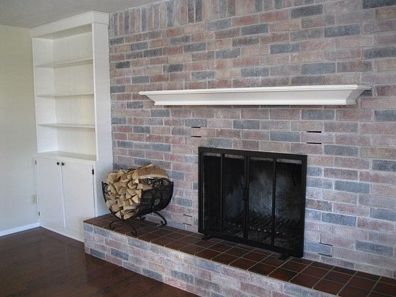 Masonry fireplace