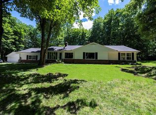 35130 Cannon Rd, Bentleyville, OH 44022