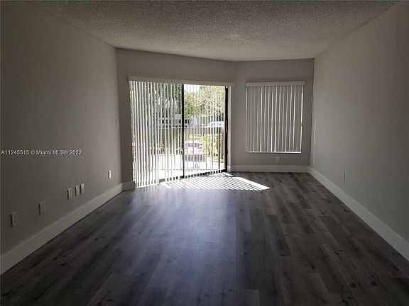 4th image of 8820 SW 132nd Pl APT 201D