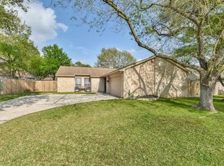 8022 Wind Forest Dr, Houston, TX 77040