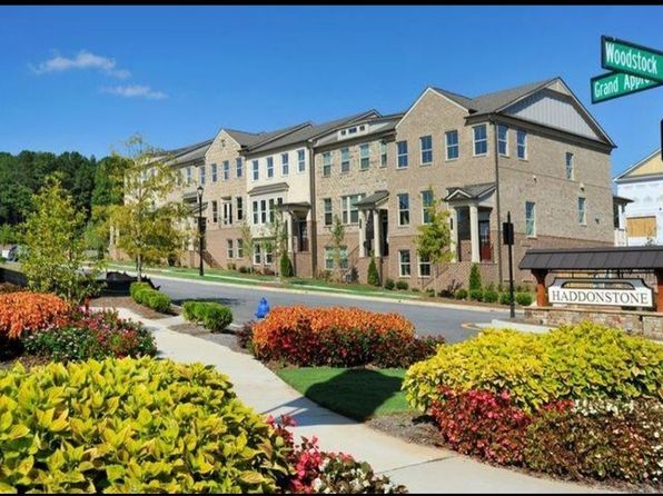 256 Commons Ave