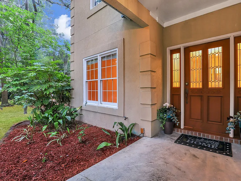 123 Companion Way — Photo 2