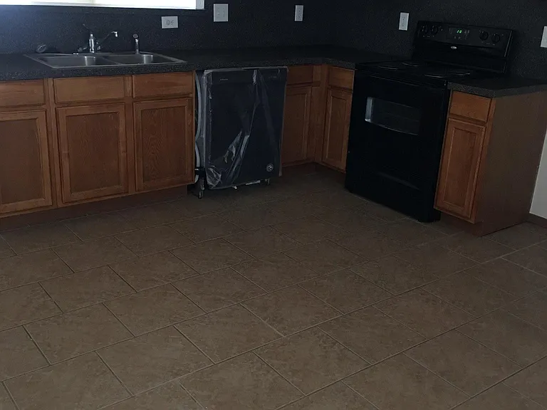 8013 Frye Ln — Photo 10