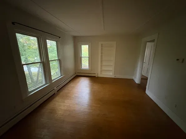 265 Main St APT 1, Ellsworth, ME 04605
