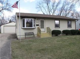333 Owen St NW, Cedar Rapids, IA 52405