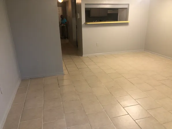 2112 Emerson St APT B, Gretna, LA 70056