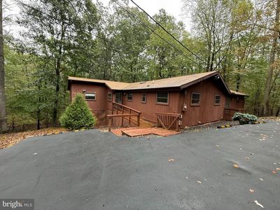 210 Black Hawk Ln, Hedgesville, WV, 25427