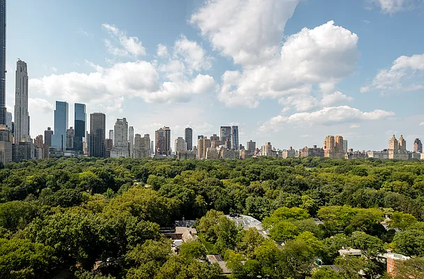 Rented by Christie's International Real Estate Group, LLC | media 2