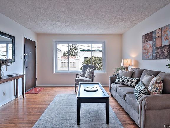 3rd image of 465 30th St