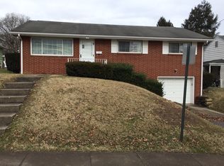 118 W Philadelphia Ave, Bridgeport, WV 26330