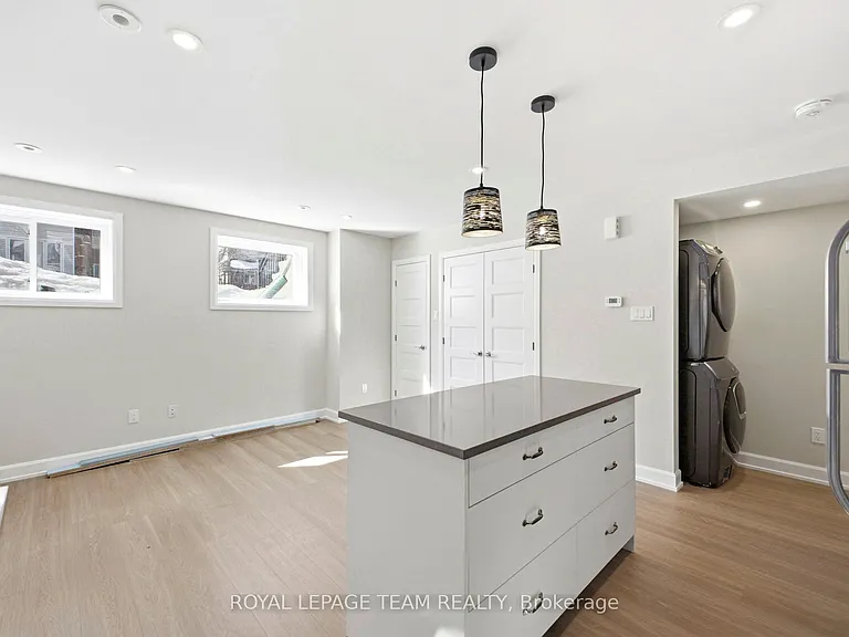 7 Gwynne Ave #B — Photo 10