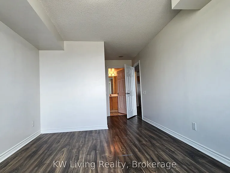 61 Town Centre Ct #1104 — Photo 11