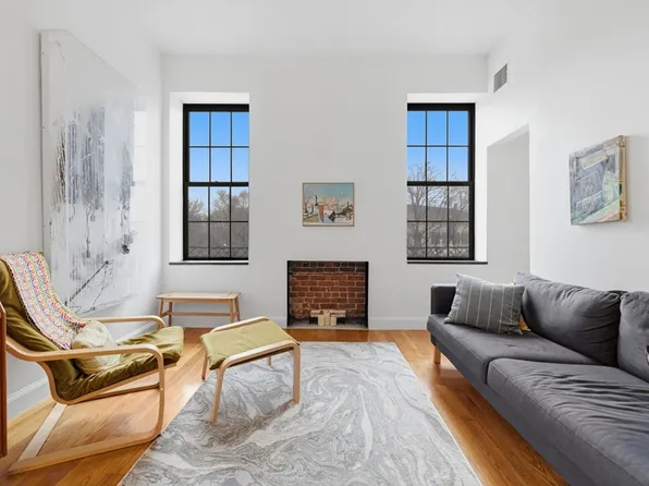 10-18 John Eliot Sq #3D, Roxbury, MA 02119