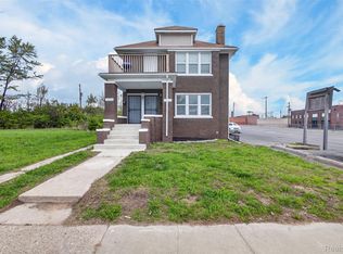 20 W Nevada St, Highland Park, MI 48203