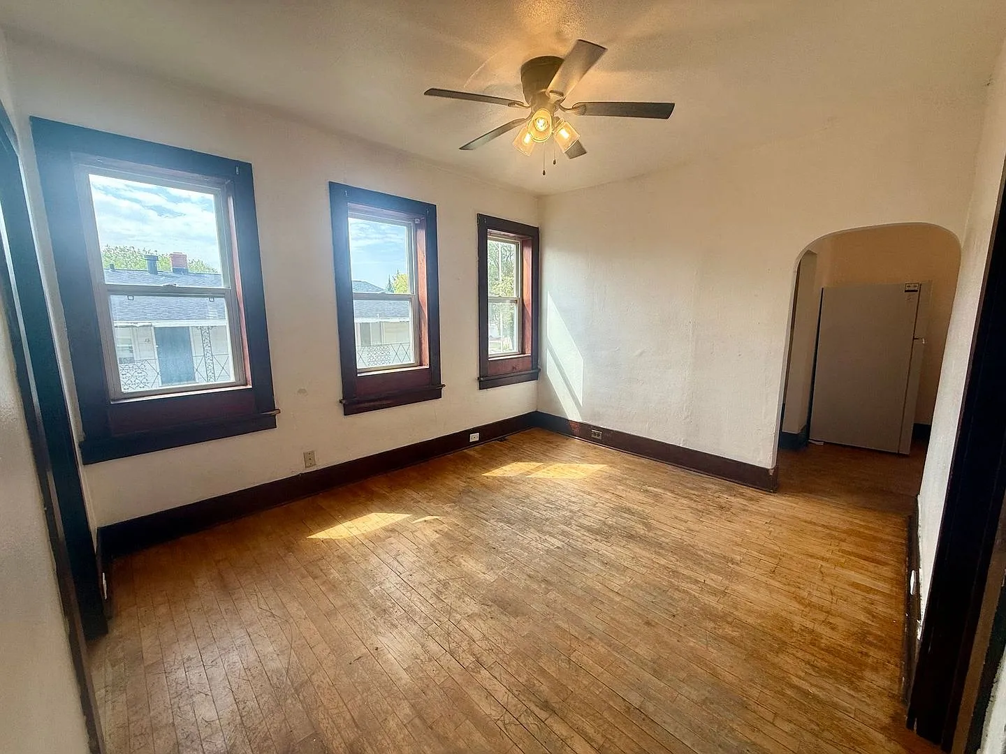 1017 S 3rd Avenue — Photo 4