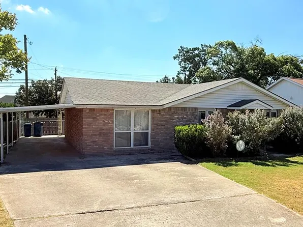 537 Camelot Dr, Kerrville, TX 78028