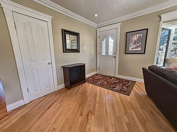 2nd image of 5603 109b Ave NW