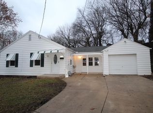 3226 W Ann St, Peoria, IL 61605