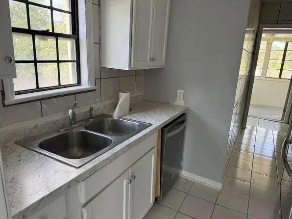 307 W Walnut St, Goldsboro, NC 27530