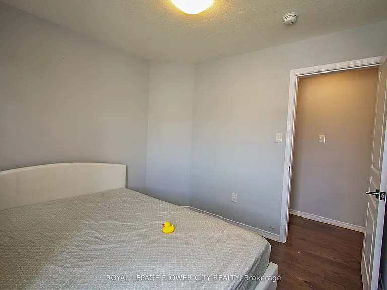 81 Baffin Cres — Photo 31