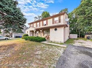 236 Leeward Rd, Manahawkin, NJ 08050