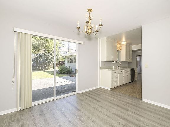 4th image of 1843 Channing Ave