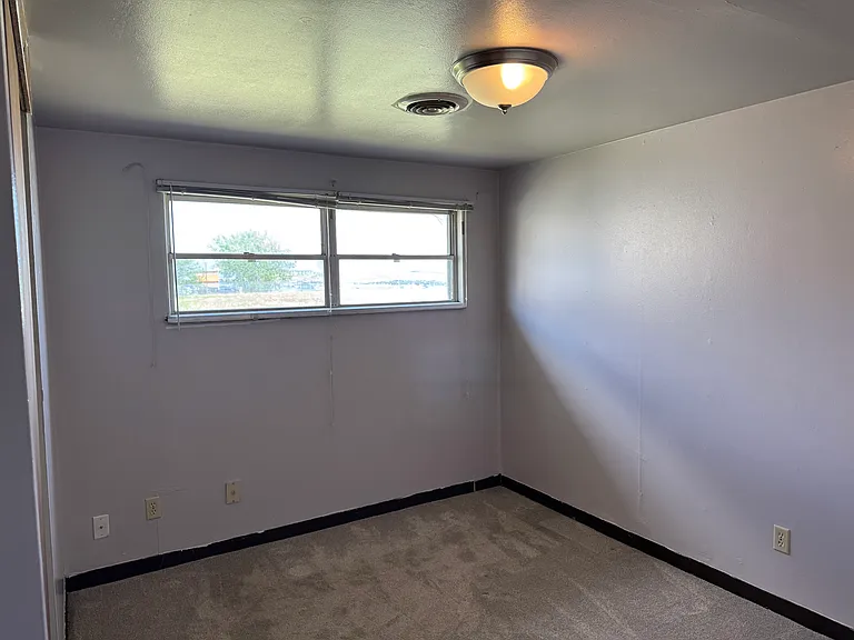212 E Signal Dr #212 — Photo 6