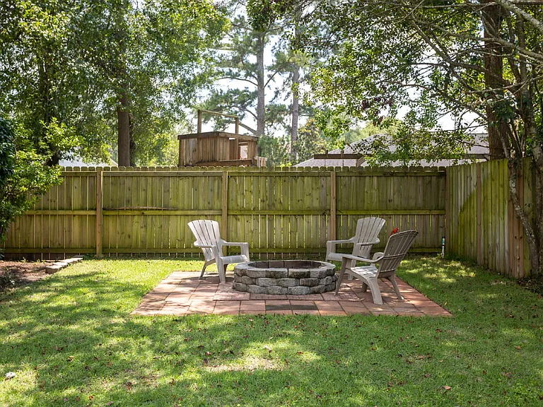2704 Powhatan Dr — Photo 13