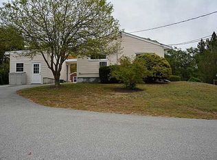 626 Mendon Rd, North Smithfield, RI 02896