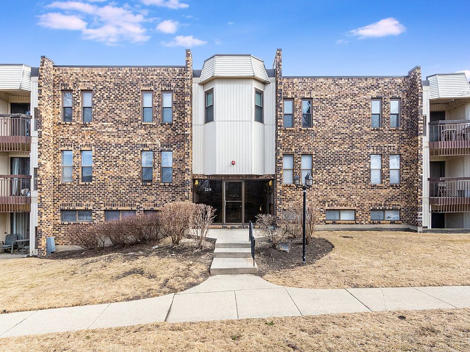 1st image of 2214 Country Club Dr APT 12