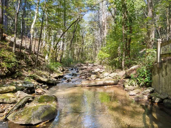 5677 Turniptown Rd, Ellijay, GA 30536