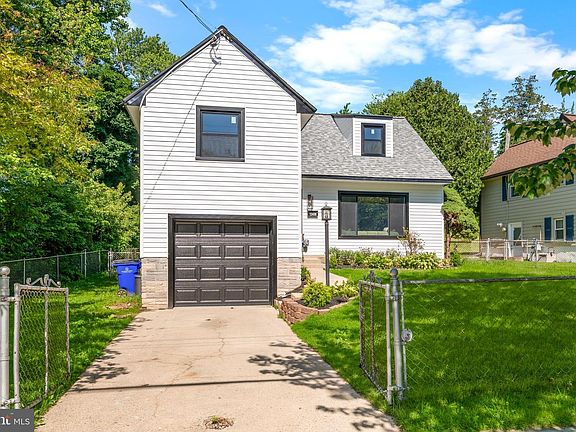 2nd image of 13406 Parkland Dr
