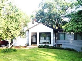 40 Washington Pl, Edwardsville, IL 62025