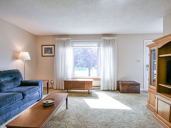5th image of 380 Mary St