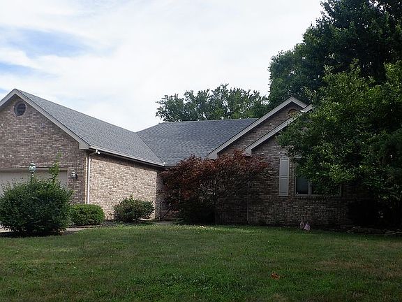 2nd image of 431 Meadows Dr