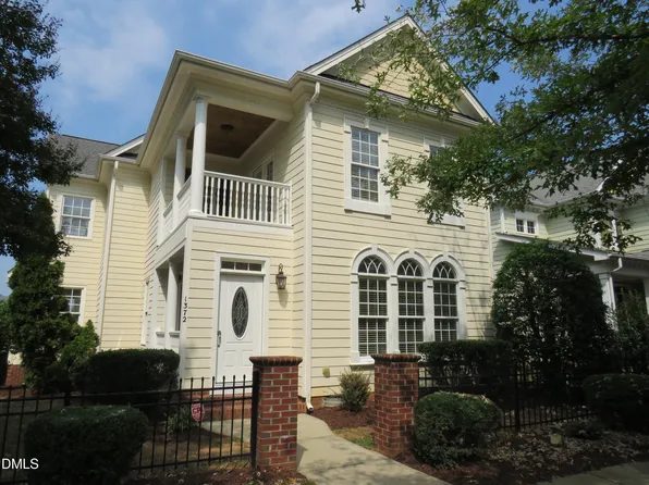 1372 Ileagnes Rd, Raleigh, NC 27603