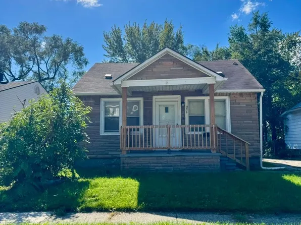 8676 Jewett Ave, Warren, MI 48089