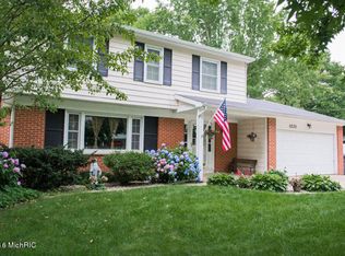 6230 Surrey St, Portage, MI 49024