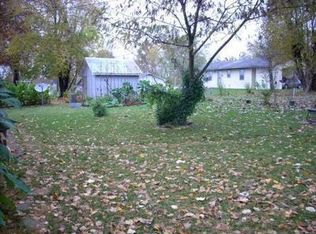 106 Freeport Ave, Eldon, MO 65026